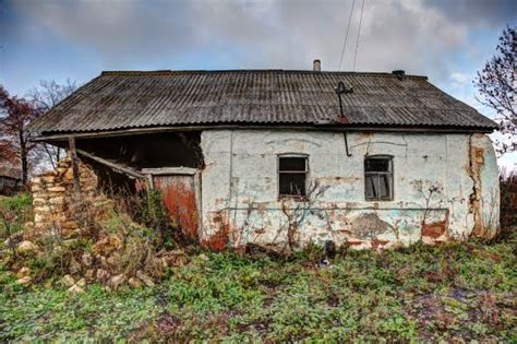 sonhar com casa velha|sonhar com casa antiga.